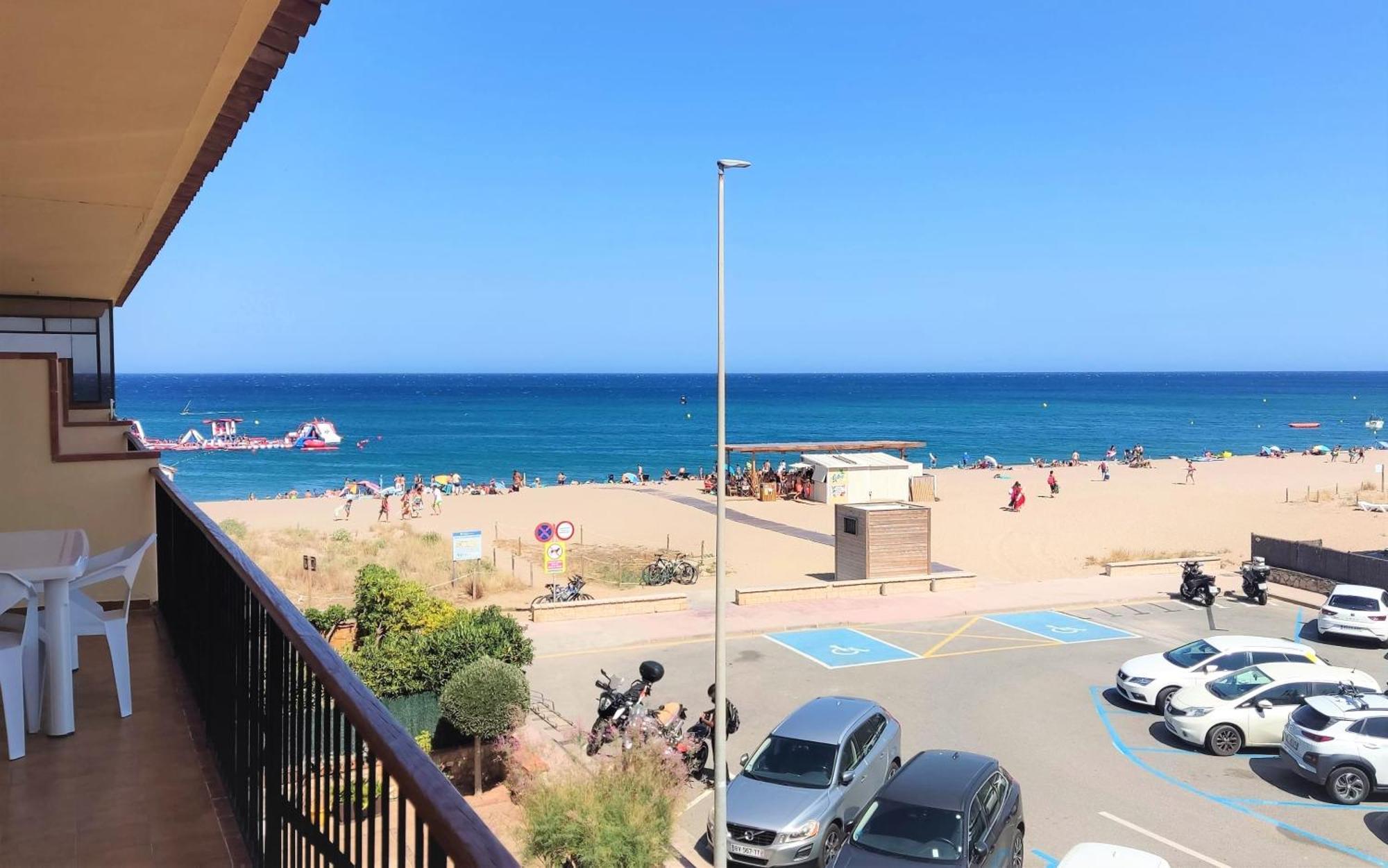 Apartaments Les Dunes 팔스 외부 사진