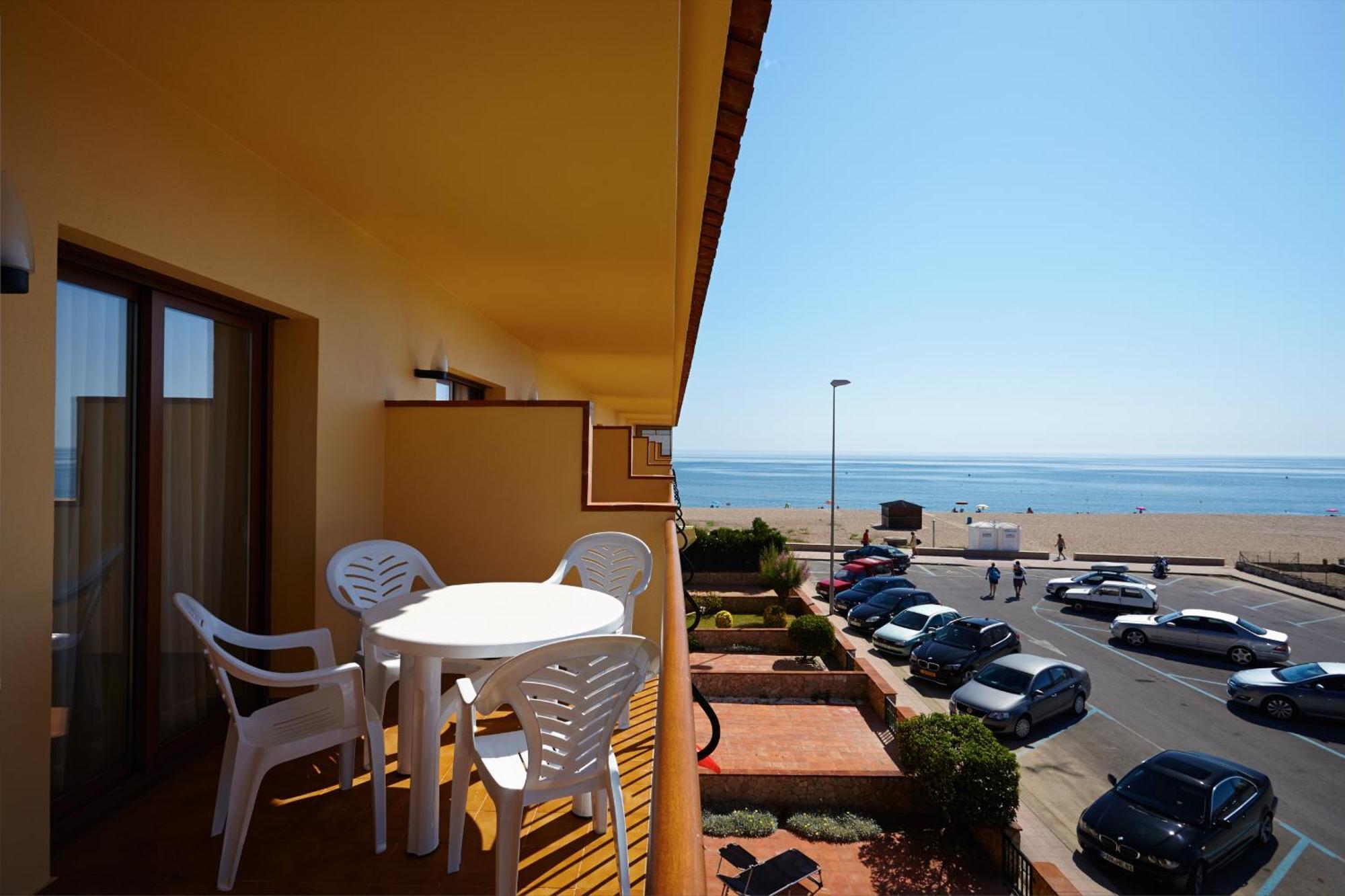 Apartaments Les Dunes 팔스 외부 사진