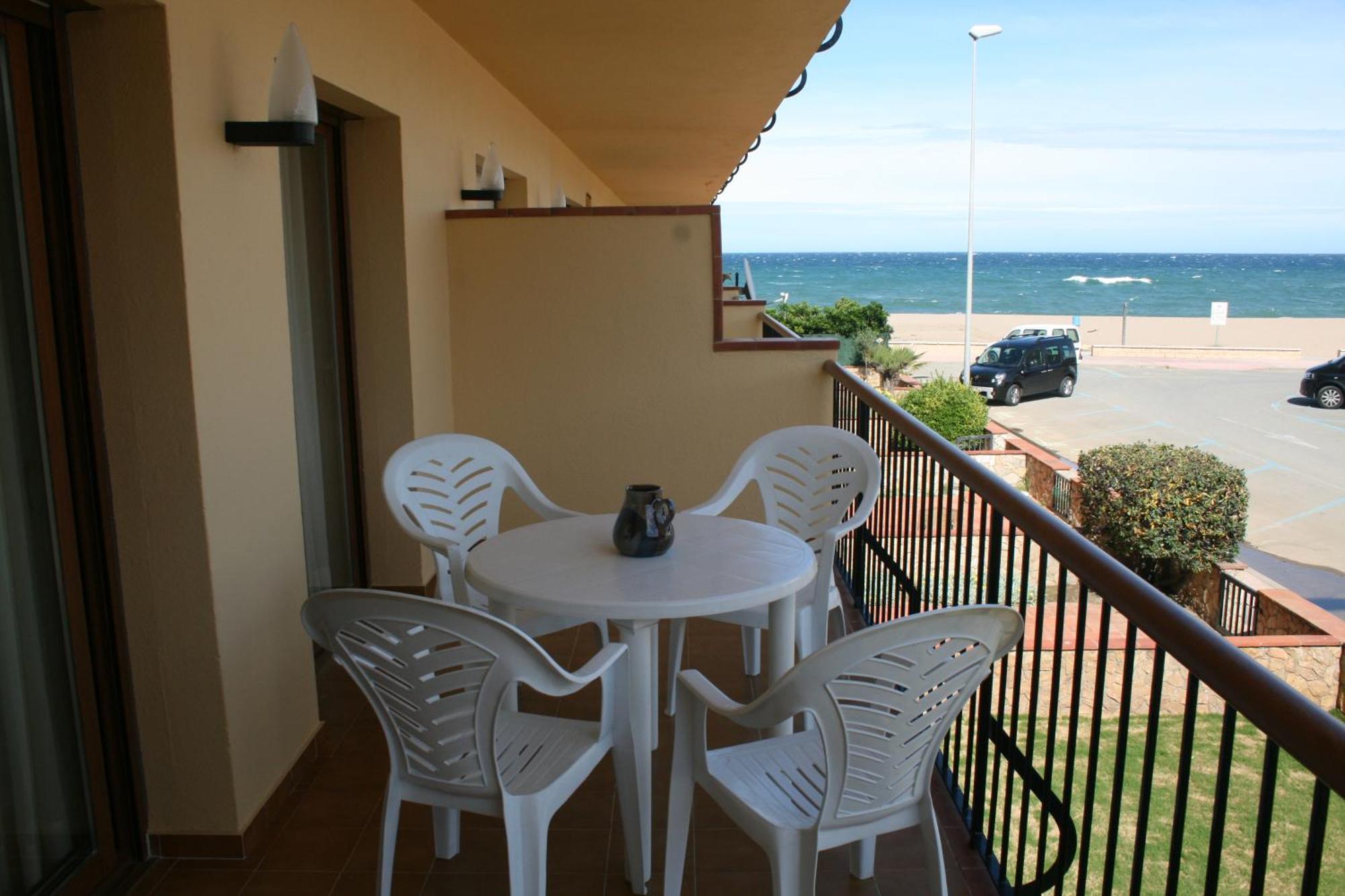 Apartaments Les Dunes 팔스 외부 사진